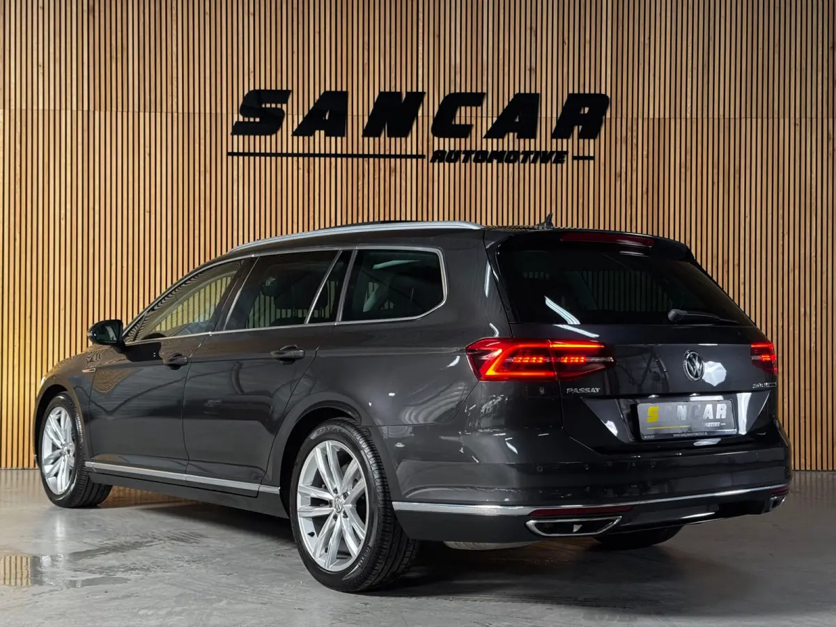 2.0 TSI 4Motion Highline 280 PK UNIEK IN NL PANO|AMBIENT|CAMERA|ACC|STANDKACHEL|FULL LED|LEDER|18 INCH