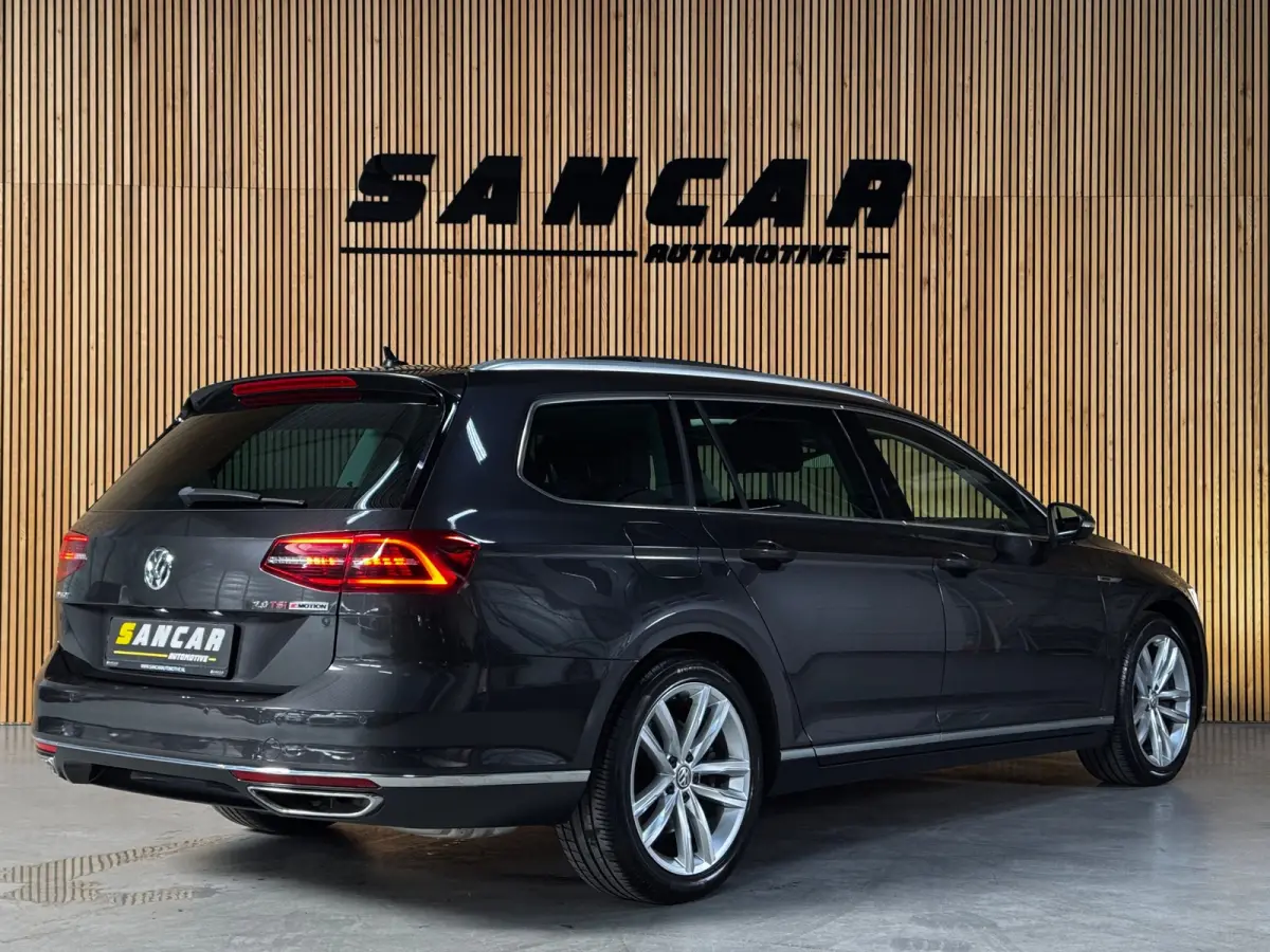 2.0 TSI 4Motion Highline 280 PK UNIEK IN NL PANO|AMBIENT|CAMERA|ACC|STANDKACHEL|FULL LED|LEDER|18 INCH