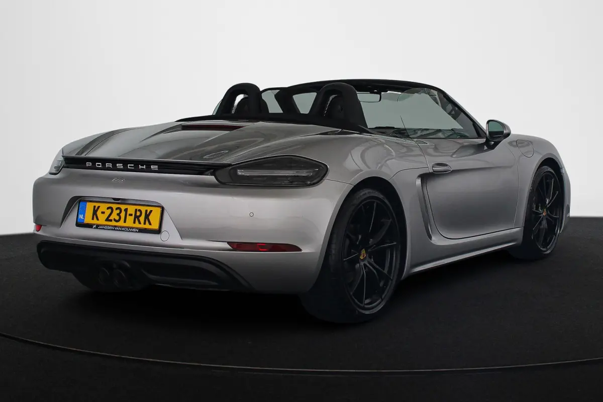 2.0 NL Auto 1e Eigenaar BOSE Sportuitlaat Leder