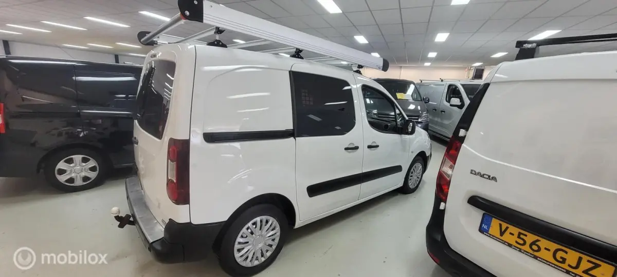 bestel met 80.000 km 1.6 HDI met 80.000 km