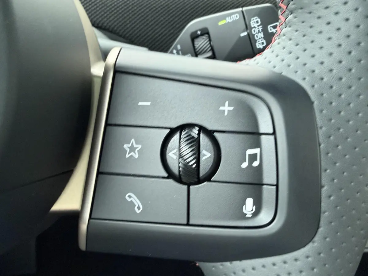 Cooper E JCW trim | SoH 100% | Pakket L | Harman Kardon | SOH 100% | Panoramadak | Stuur & stoelverwarming |