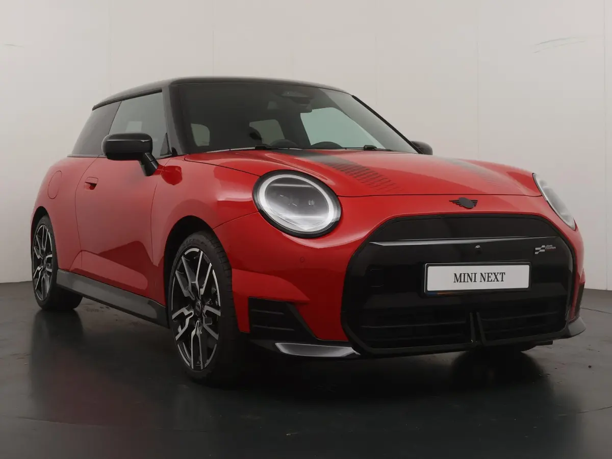 Cooper E JCW trim | SoH 100% | Pakket L | Harman Kardon | SOH 100% | Panoramadak | Stuur & stoelverwarming |