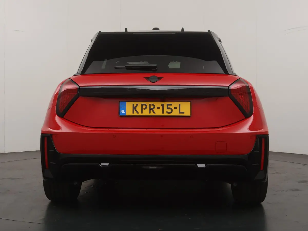 Cooper E JCW trim | SoH 100% | Pakket L | Harman Kardon | SOH 100% | Panoramadak | Stuur & stoelverwarming |