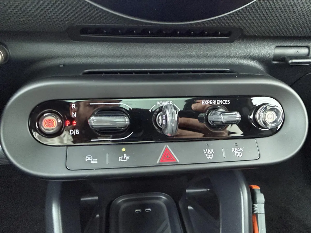 Cooper E JCW trim | SoH 100% | Pakket L | Harman Kardon | SOH 100% | Panoramadak | Stuur & stoelverwarming |
