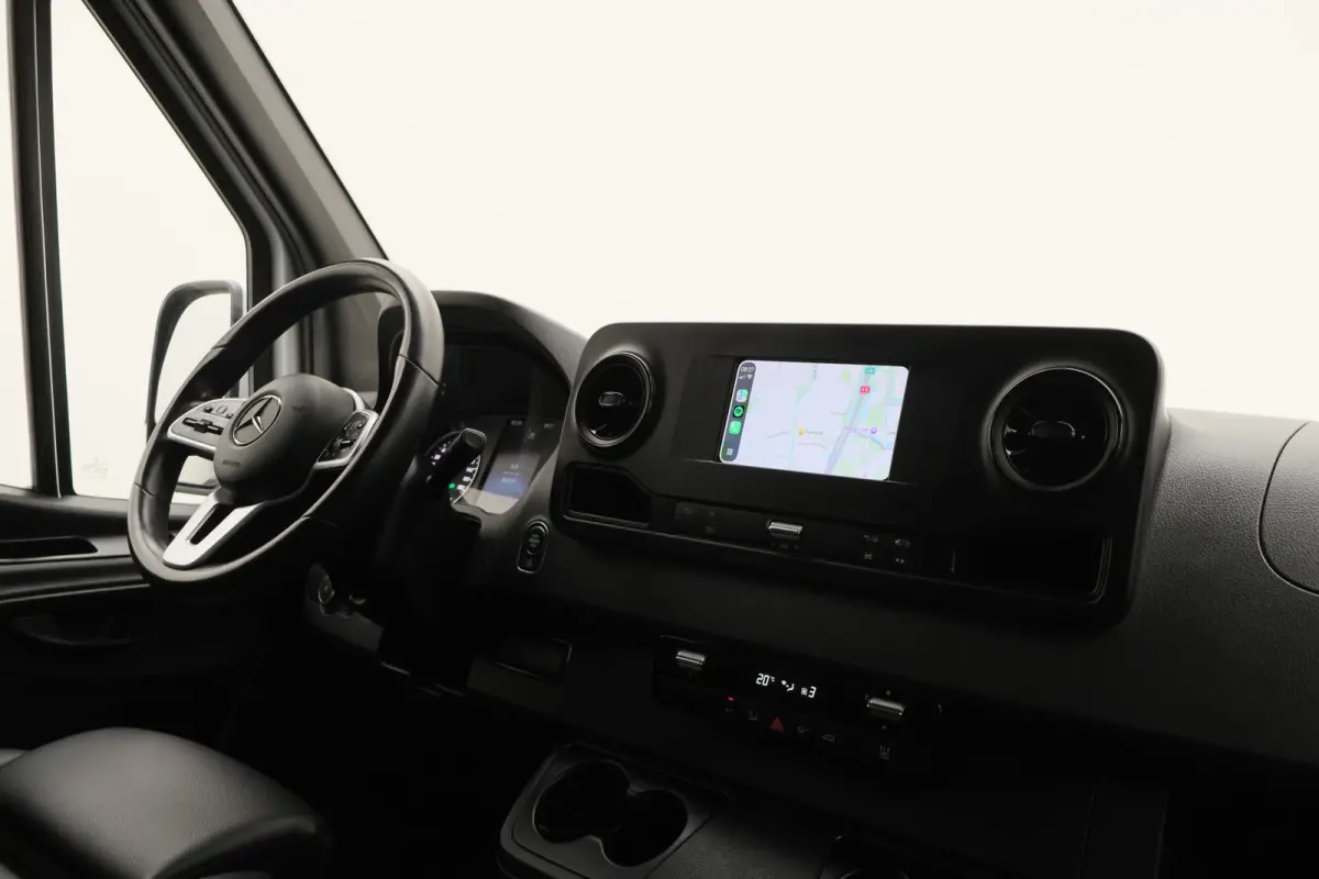 317 CDI L1H1 RWD Leer, 360° Camera, 3-Zits, Cruise, Standkachel, Apple Carplay, Trekhaak, 18''