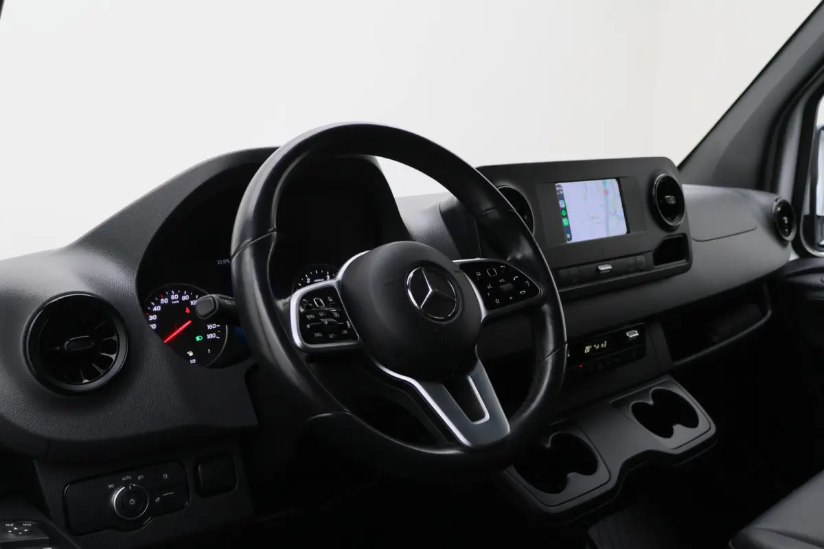 317 CDI L1H1 RWD Leer, 360° Camera, 3-Zits, Cruise, Standkachel, Apple Carplay, Trekhaak, 18''