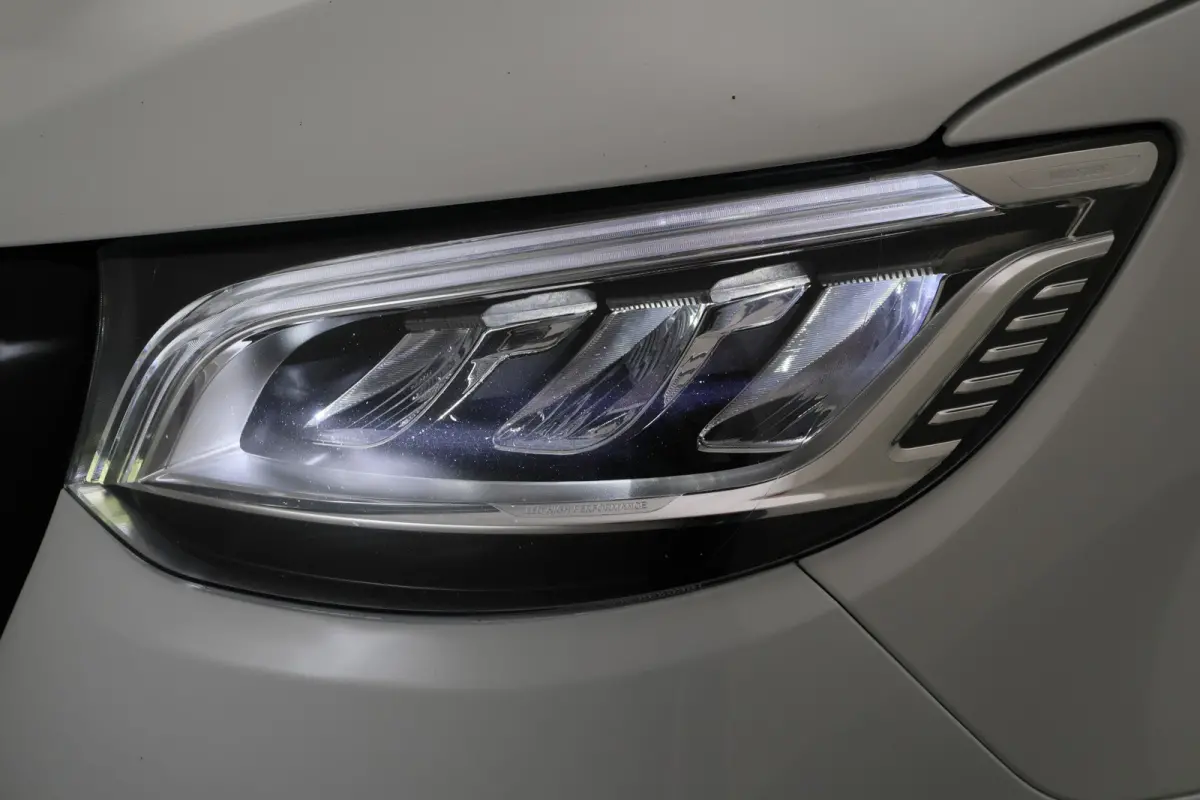 317 CDI L1H1 RWD Leer, 360° Camera, 3-Zits, Cruise, Standkachel, Apple Carplay, Trekhaak, 18''