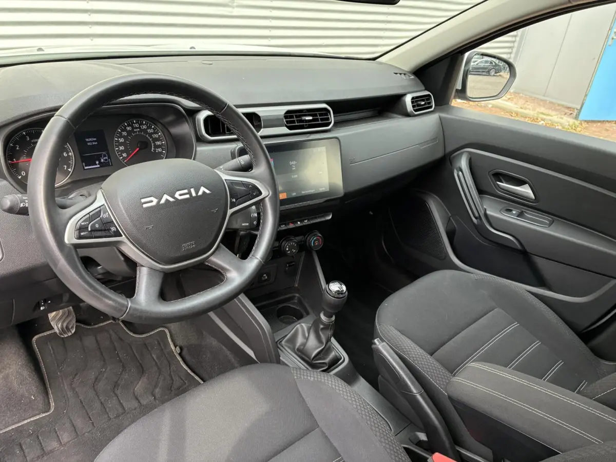 1.0 TCe 100 ECO-G Essential Apple Carplay