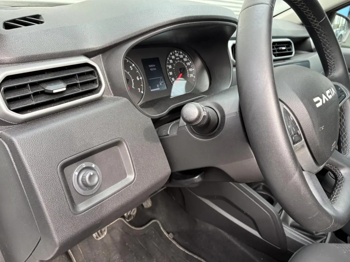 1.0 TCe 100 ECO-G Essential Apple Carplay