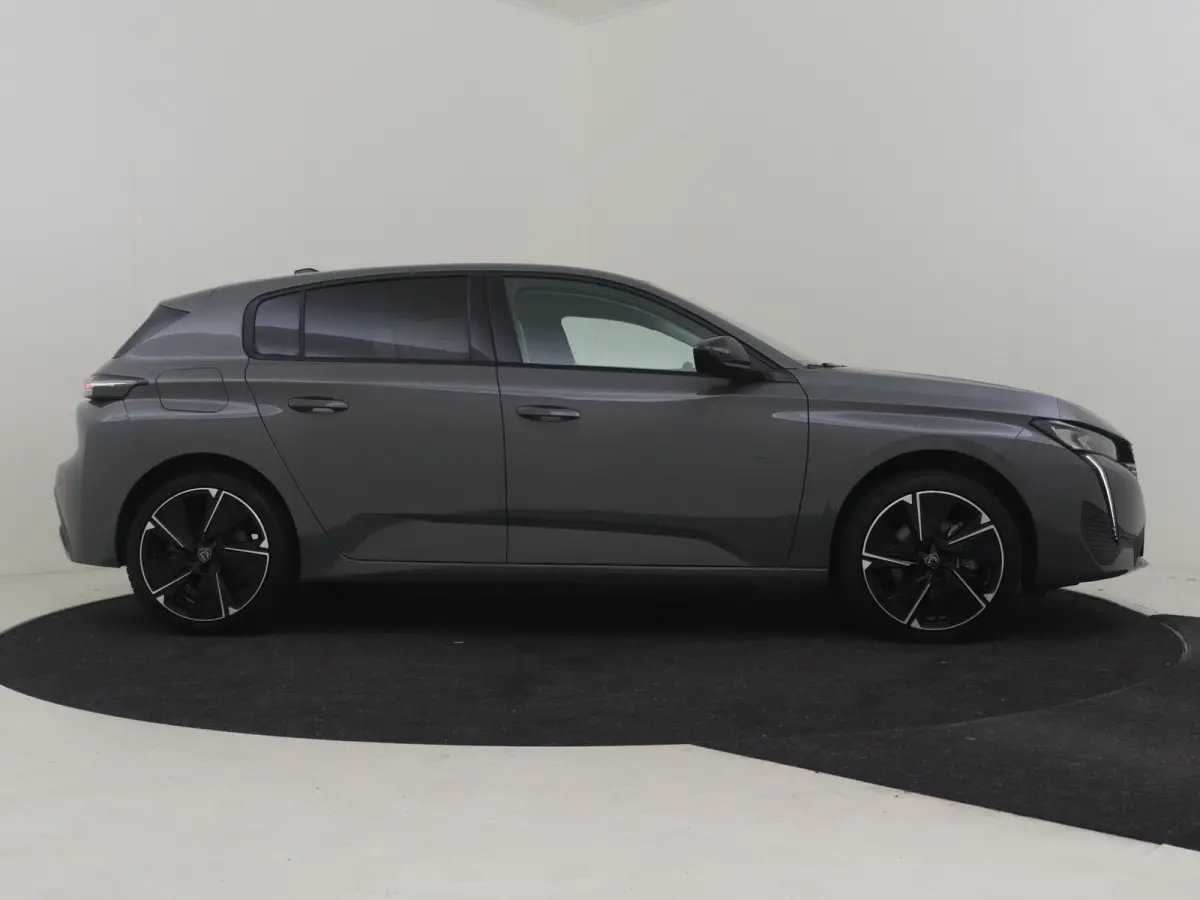 Allure EV 54 kWh | 1e eigenaar | Apple carplay | Achteruitrijcamera | Keyless | Navigatie | SToel/stuurverw | Cruise control adapt | Climate control | LED |DAB | 18"LMV