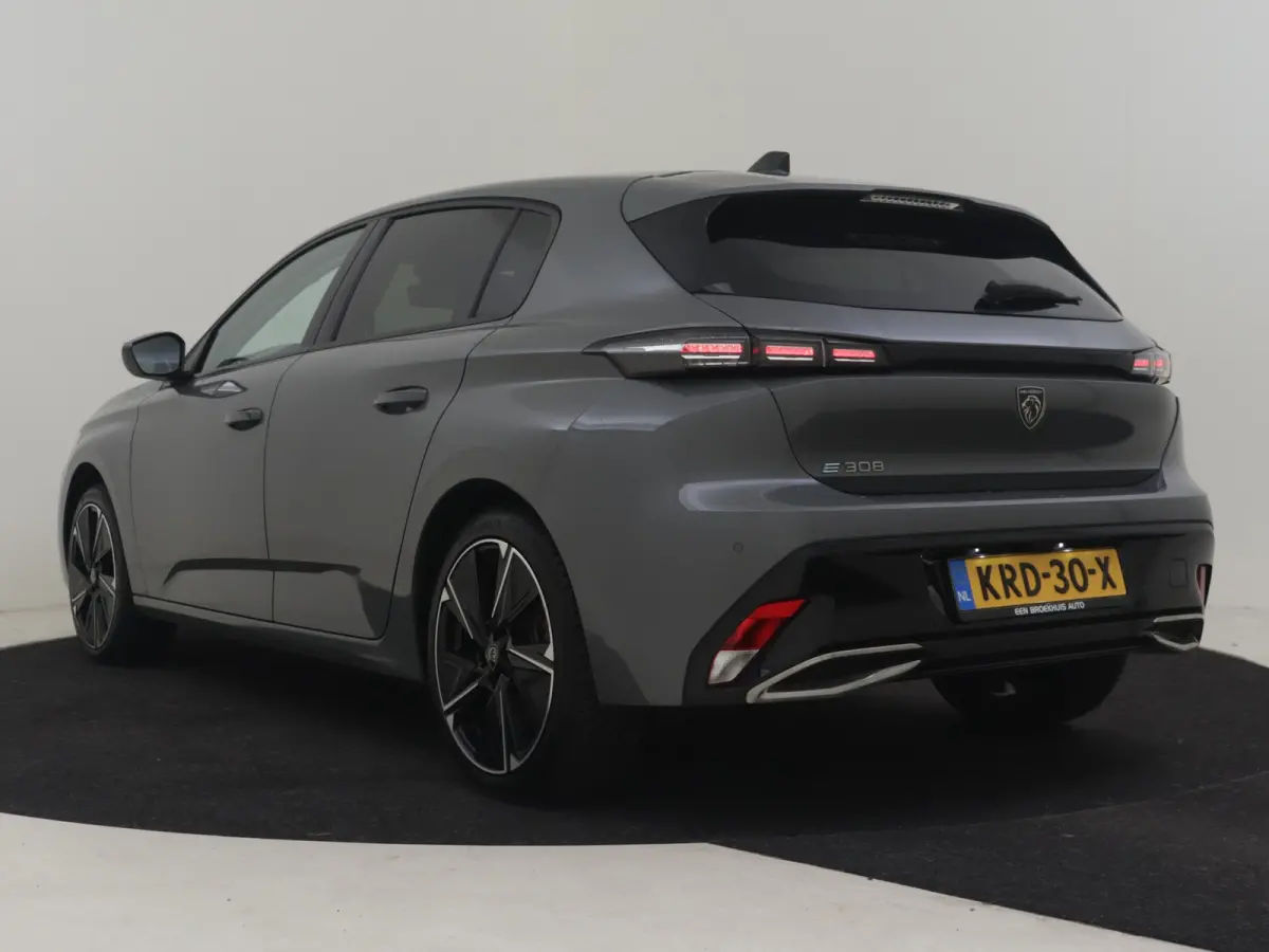Allure EV 54 kWh | 1e eigenaar | Apple carplay | Achteruitrijcamera | Keyless | Navigatie | SToel/stuurverw | Cruise control adapt | Climate control | LED |DAB | 18"LMV