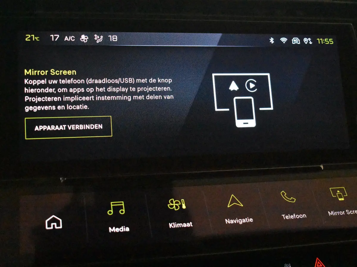 Allure EV 54 kWh | 1e eigenaar | Apple carplay | Achteruitrijcamera | Keyless | Navigatie | SToel/stuurverw | Cruise control adapt | Climate control | LED |DAB | 18"LMV