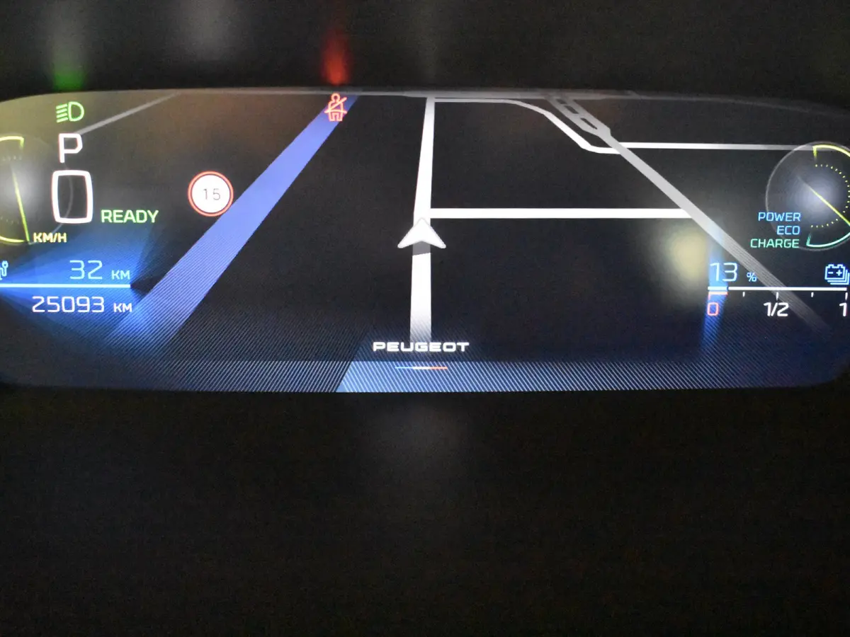 Allure EV 54 kWh | 1e eigenaar | Apple carplay | Achteruitrijcamera | Keyless | Navigatie | SToel/stuurverw | Cruise control adapt | Climate control | LED |DAB | 18"LMV