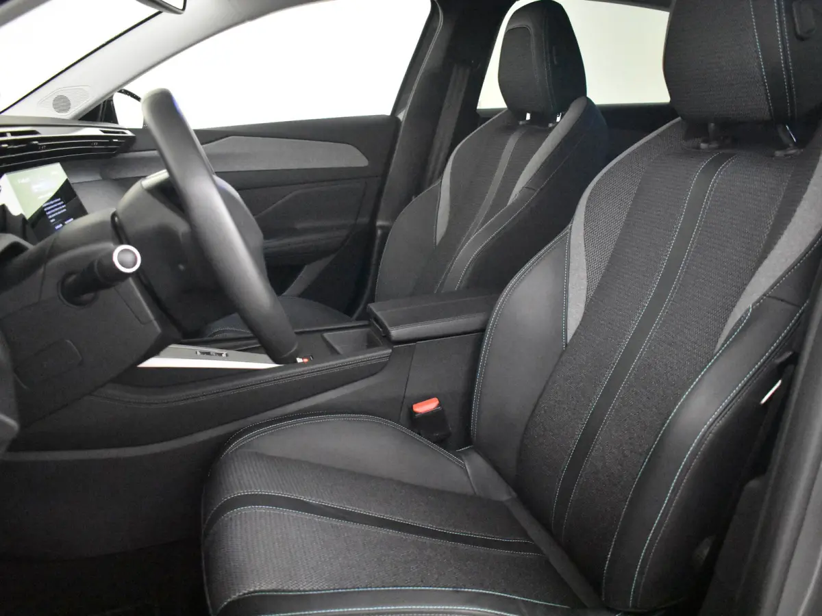 Allure EV 54 kWh | 1e eigenaar | Apple carplay | Achteruitrijcamera | Keyless | Navigatie | SToel/stuurverw | Cruise control adapt | Climate control | LED |DAB | 18"LMV