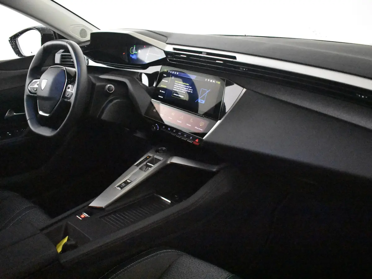 Allure EV 54 kWh | 1e eigenaar | Apple carplay | Achteruitrijcamera | Keyless | Navigatie | SToel/stuurverw | Cruise control adapt | Climate control | LED |DAB | 18"LMV