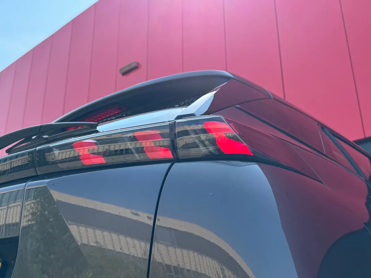 1.2 PureTech Active Pack | Achteruitrij Camera | Navigatie | Cruise Control | Elektrische Ramen Voor- en Achter