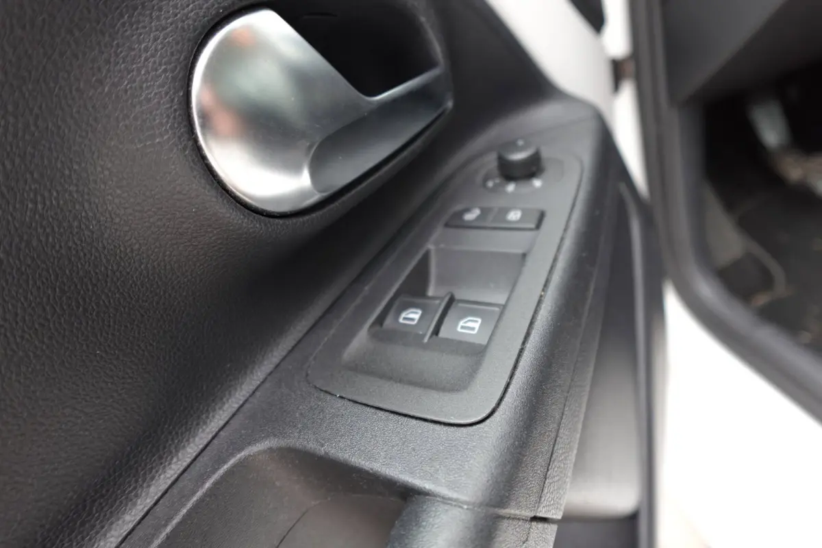 Up! 1.0 BMT move up! AIRCO BLUETOOTH
