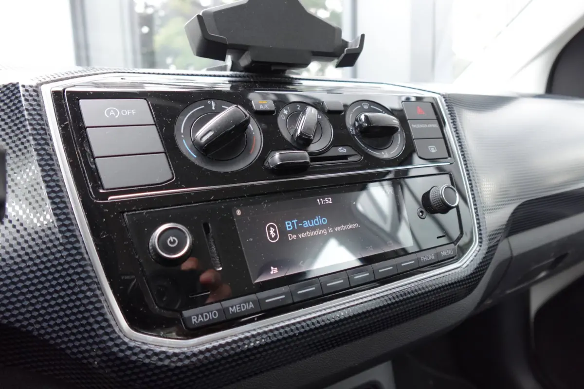 Up! 1.0 BMT move up! AIRCO BLUETOOTH