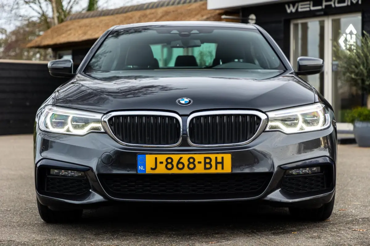 520i High Executive Edition I M-Sport I schuifdak I 1 ste eigenaar I comfortsoel I