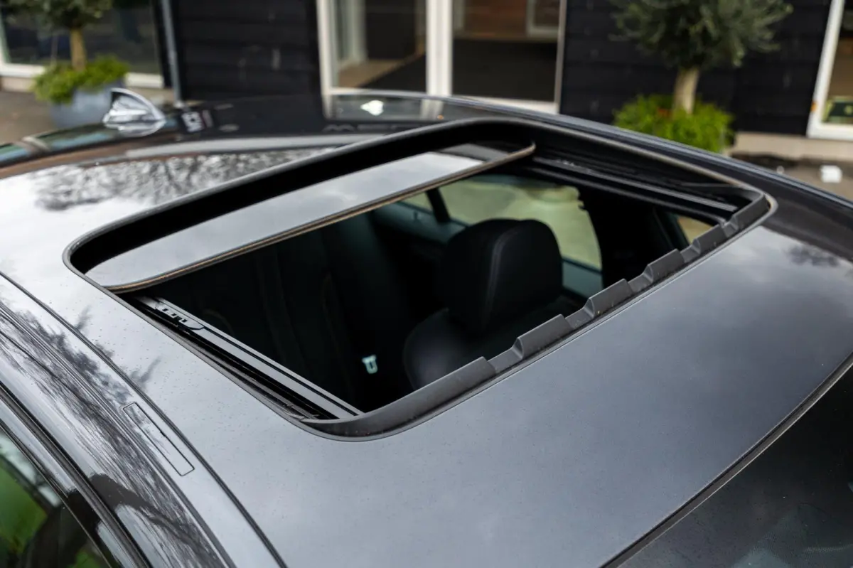 520i High Executive Edition I M-Sport I schuifdak I 1 ste eigenaar I comfortsoel I