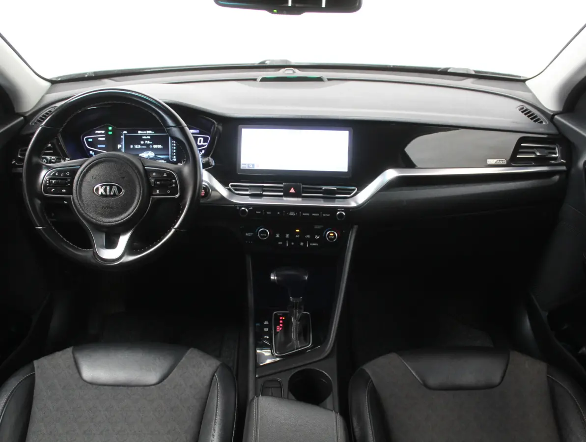 1.6 GDi PHEV DynamicLine CARPLAY | CAMERA | CLIMATE | LED | DAB | ADAPCRUISE | LMV16 | NAVI | LEER/STOF
