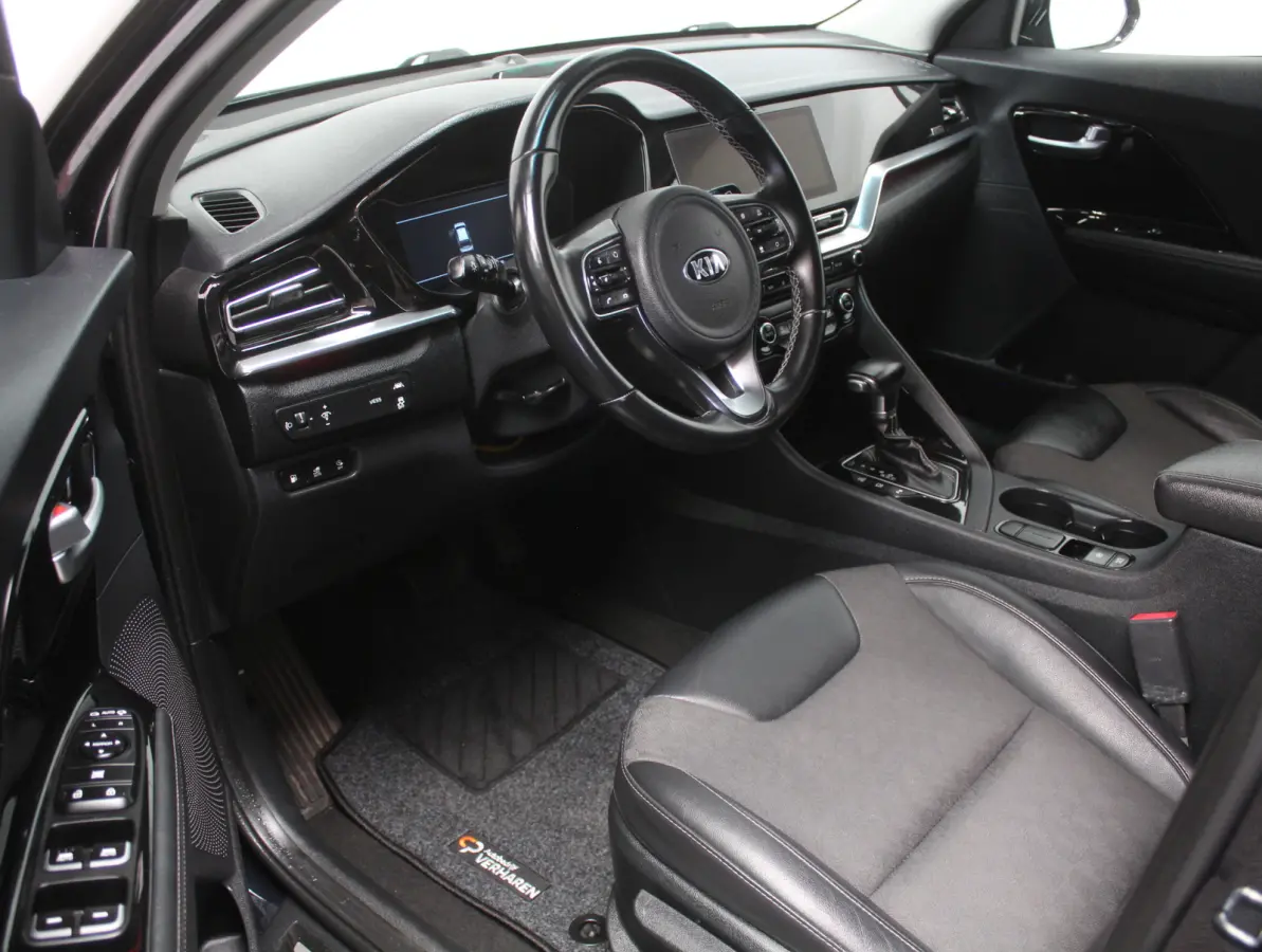 1.6 GDi PHEV DynamicLine CARPLAY | CAMERA | CLIMATE | LED | DAB | ADAPCRUISE | LMV16 | NAVI | LEER/STOF
