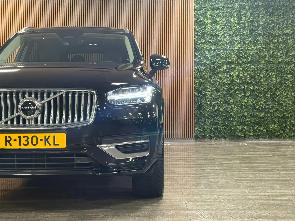 T8 AWD Recharge Plus Bright Long Range | Trekhaak | 360° Camera | Harman Kardon | All Season banden | 455pk | Adaptieve Cruise Control | Standkachel met Volvo On Call App |  Stoelverwarming
