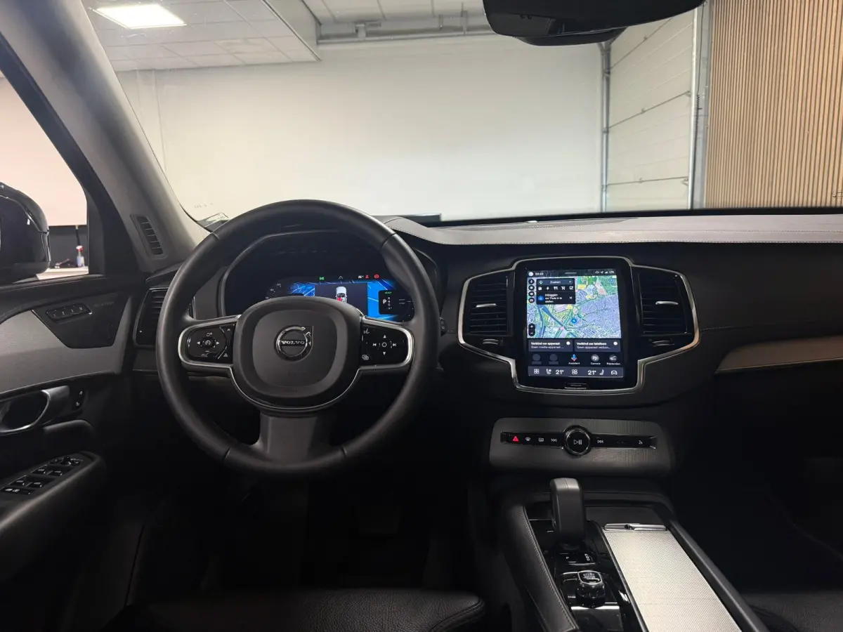 T8 AWD Recharge Plus Bright Long Range | Trekhaak | 360° Camera | Harman Kardon | All Season banden | 455pk | Adaptieve Cruise Control | Standkachel met Volvo On Call App |  Stoelverwarming