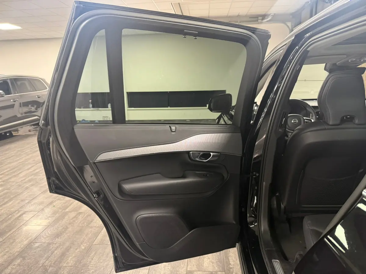 T8 AWD Recharge Plus Bright Long Range | Trekhaak | 360° Camera | Harman Kardon | All Season banden | 455pk | Adaptieve Cruise Control | Standkachel met Volvo On Call App |  Stoelverwarming