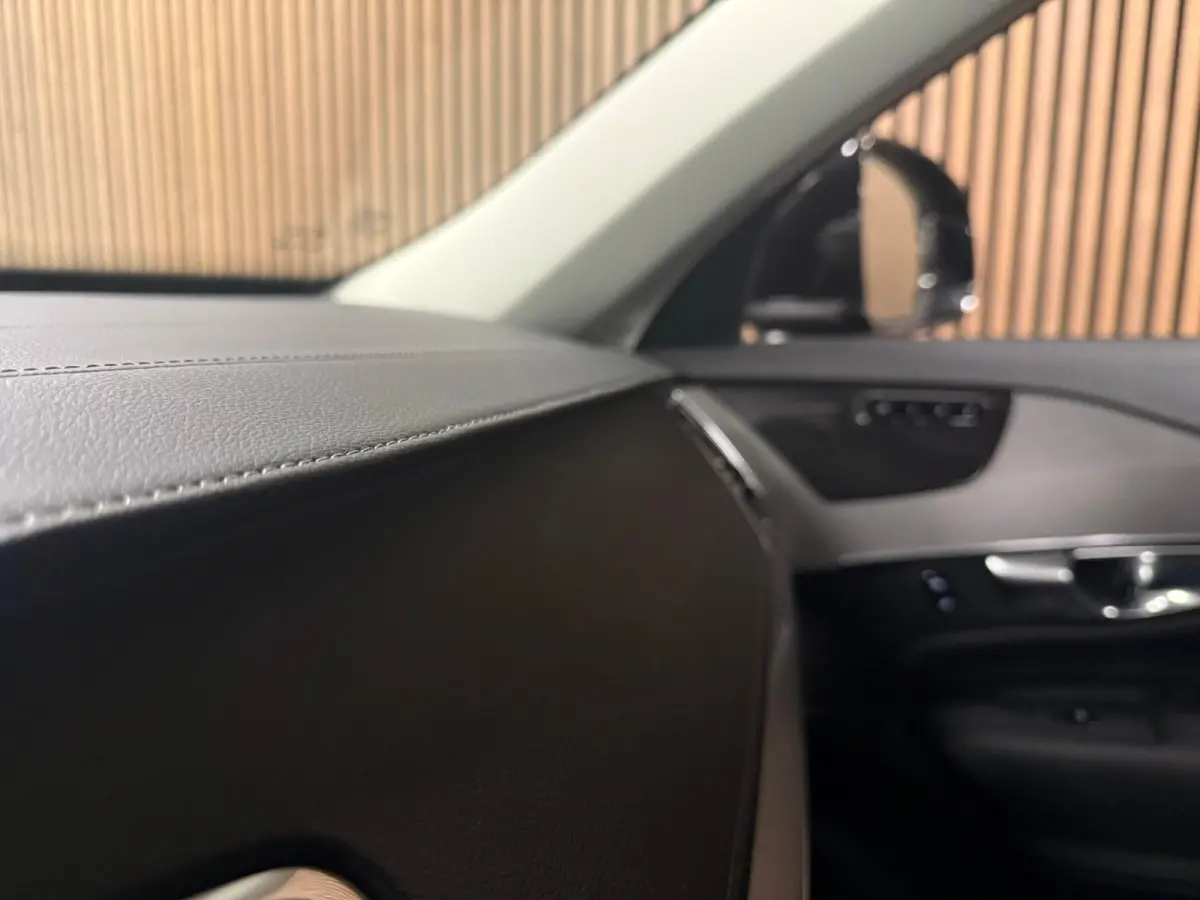 T8 AWD Recharge Plus Bright Long Range | Trekhaak | 360° Camera | Harman Kardon | All Season banden | 455pk | Adaptieve Cruise Control | Standkachel met Volvo On Call App |  Stoelverwarming