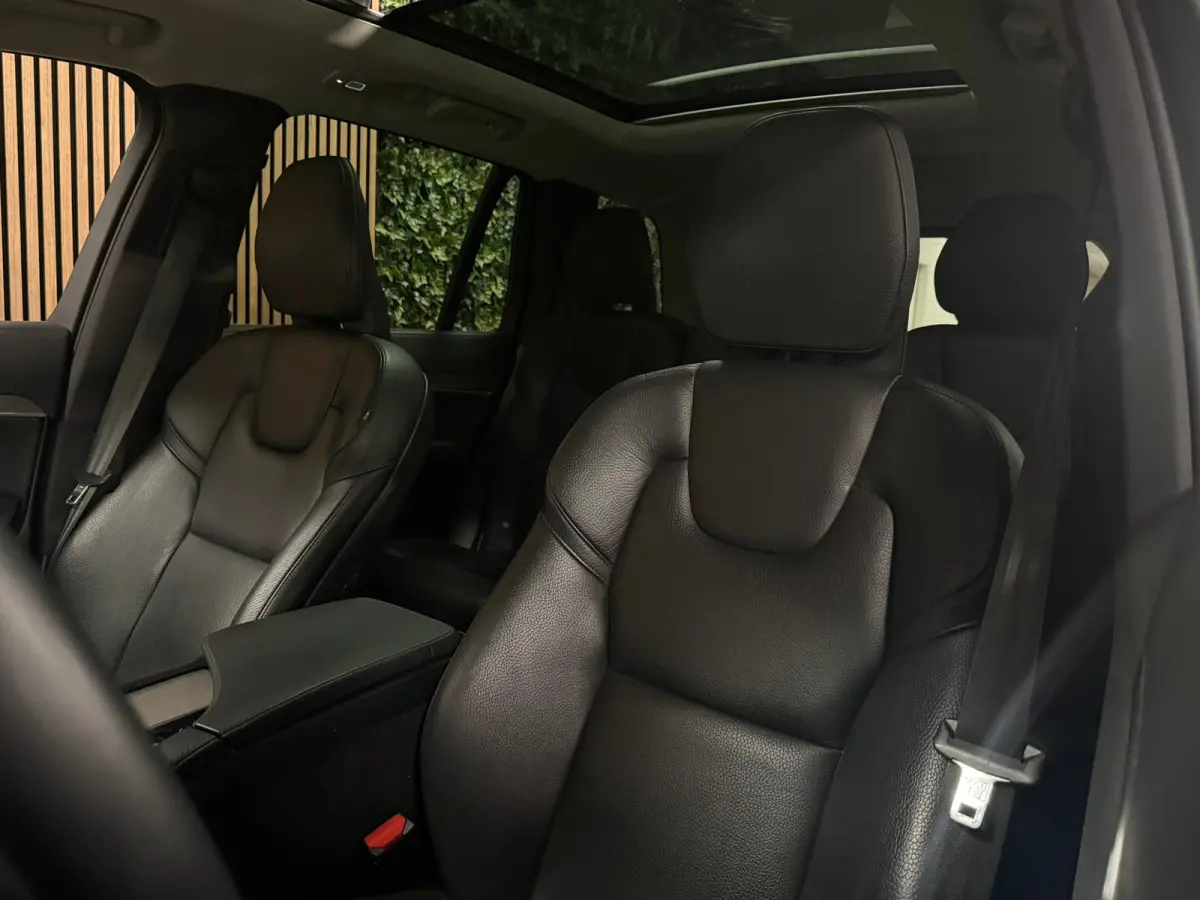 T8 AWD Recharge Plus Bright Long Range | Trekhaak | 360° Camera | Harman Kardon | All Season banden | 455pk | Adaptieve Cruise Control | Standkachel met Volvo On Call App |  Stoelverwarming