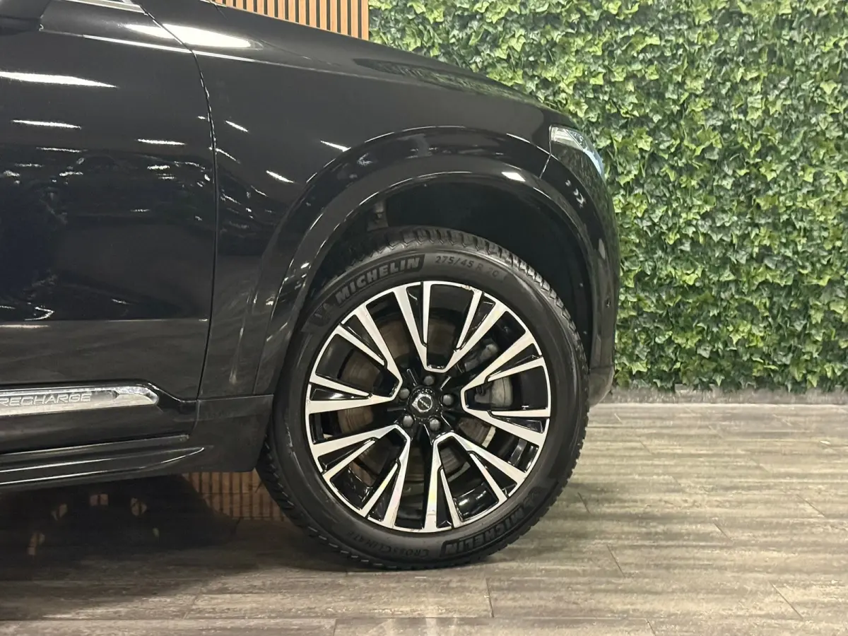 T8 AWD Recharge Plus Bright Long Range | Trekhaak | 360° Camera | Harman Kardon | All Season banden | 455pk | Adaptieve Cruise Control | Standkachel met Volvo On Call App |  Stoelverwarming