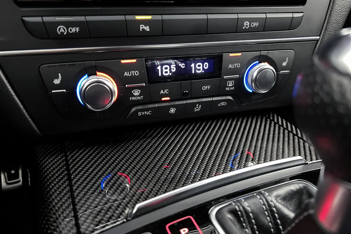 4.0 TFSI RS 6 quattro Pro Line Plus | Keramische remschijven | Stoelverwarming | LED