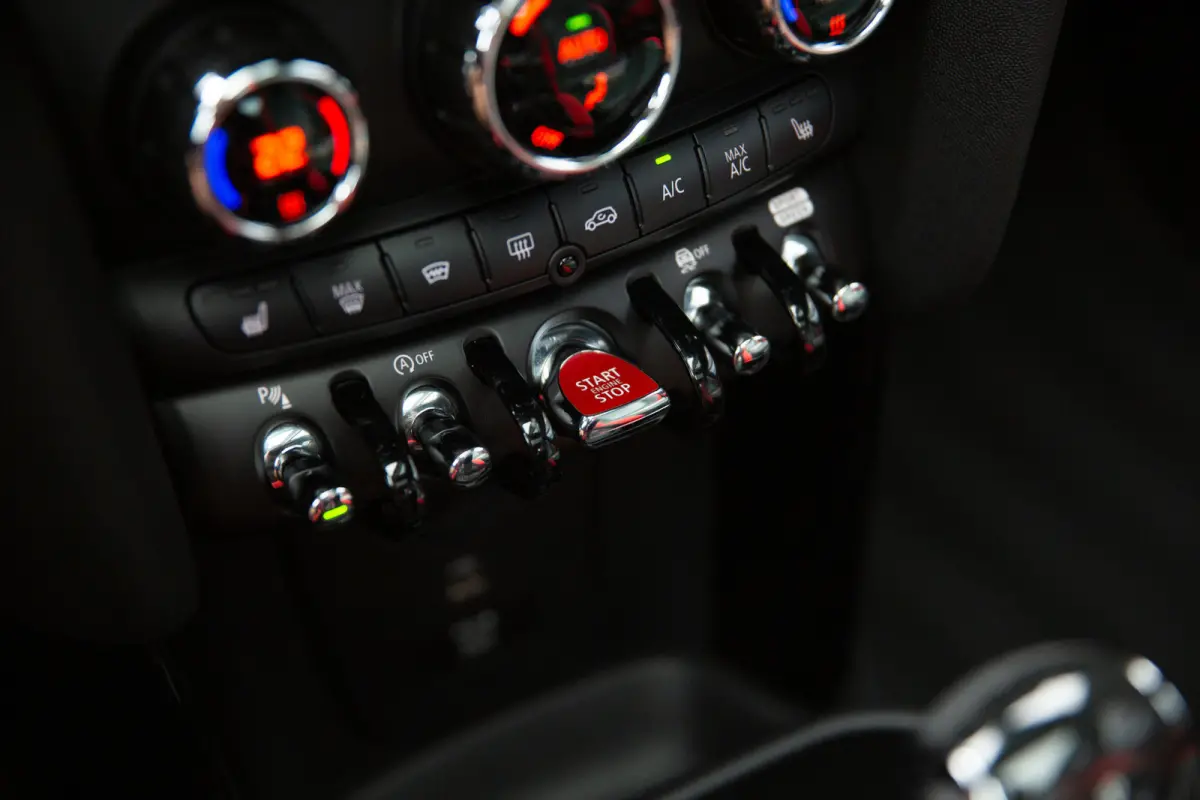 2.0 John Cooper Works 231PK , Facelift, Track Pack, Panoramadak, Leder, Harman/Kardon,