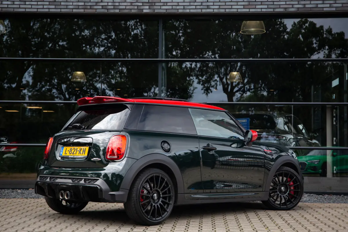 2.0 John Cooper Works 231PK , Facelift, Track Pack, Panoramadak, Leder, Harman/Kardon,