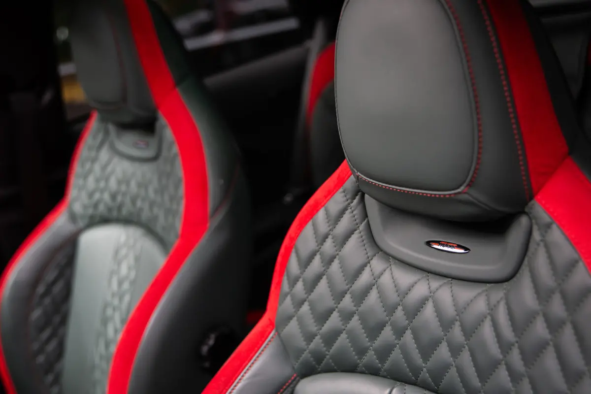 2.0 John Cooper Works 231PK , Facelift, Track Pack, Panoramadak, Leder, Harman/Kardon,