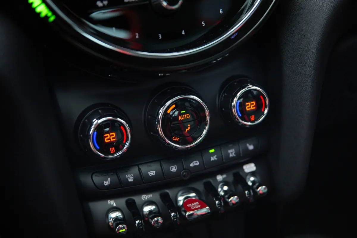 2.0 John Cooper Works 231PK , Facelift, Track Pack, Panoramadak, Leder, Harman/Kardon,