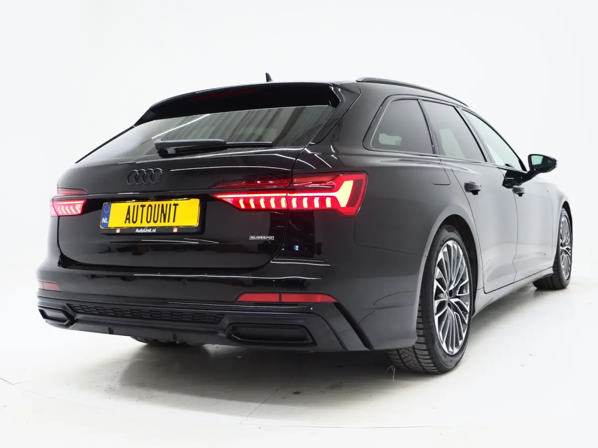 55 TFSI e quattro Competition Full Black | Panoramadak | Leder | B&O Audio | Camera | Stoelverwarming | Cruise | Carplay