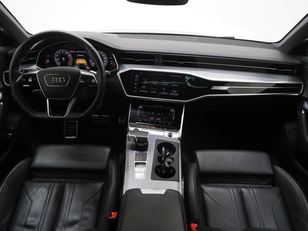 55 TFSI e quattro Competition Full Black | Panoramadak | Leder | B&O Audio | Camera | Stoelverwarming | Cruise | Carplay