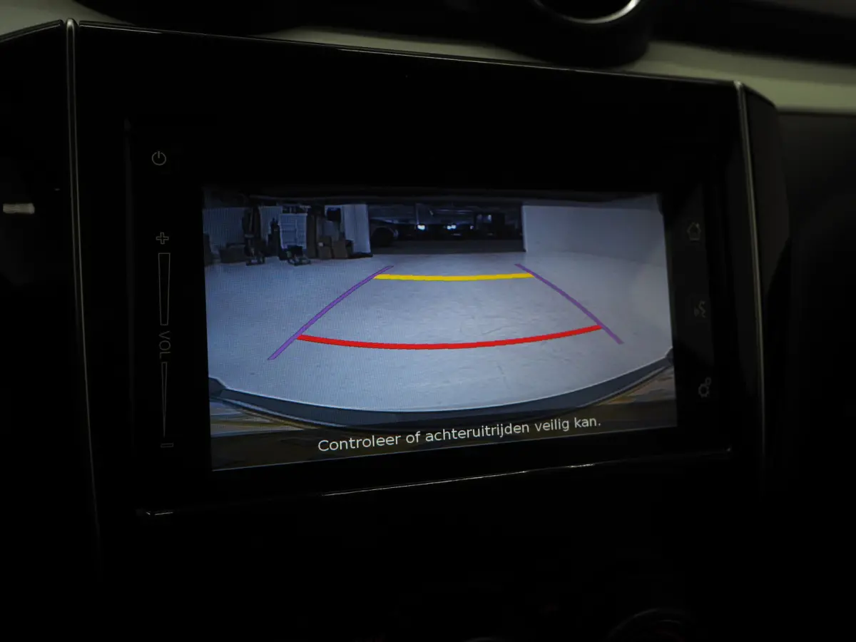 1.0 Style Smart Hybrid | Camera | Stoelverwarming | Keyless | Adaptive Cruise | Climate | LED | Carplay