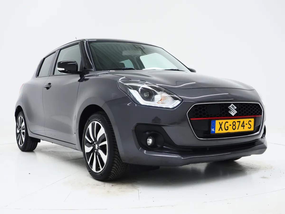 1.0 Style Smart Hybrid | Camera | Stoelverwarming | Keyless | Adaptive Cruise | Climate | LED | Carplay