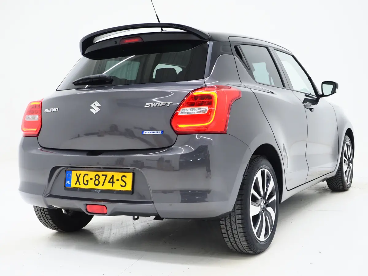 1.0 Style Smart Hybrid | Camera | Stoelverwarming | Keyless | Adaptive Cruise | Climate | LED | Carplay