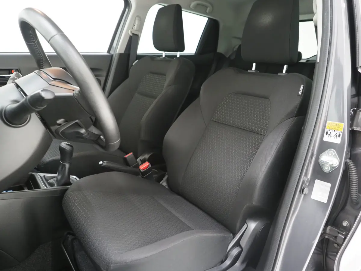 1.0 Style Smart Hybrid | Camera | Stoelverwarming | Keyless | Adaptive Cruise | Climate | LED | Carplay