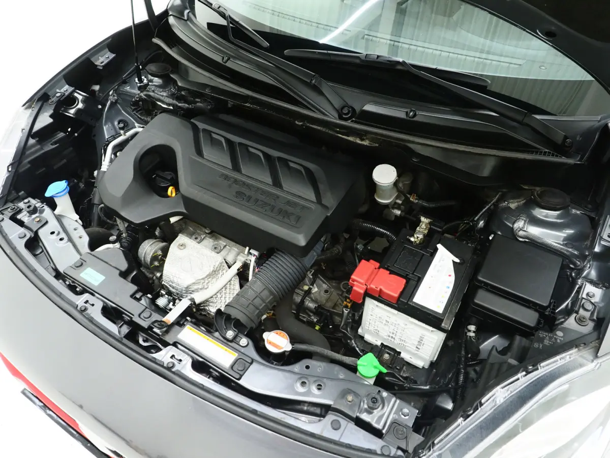 1.0 Style Smart Hybrid | Camera | Stoelverwarming | Keyless | Adaptive Cruise | Climate | LED | Carplay