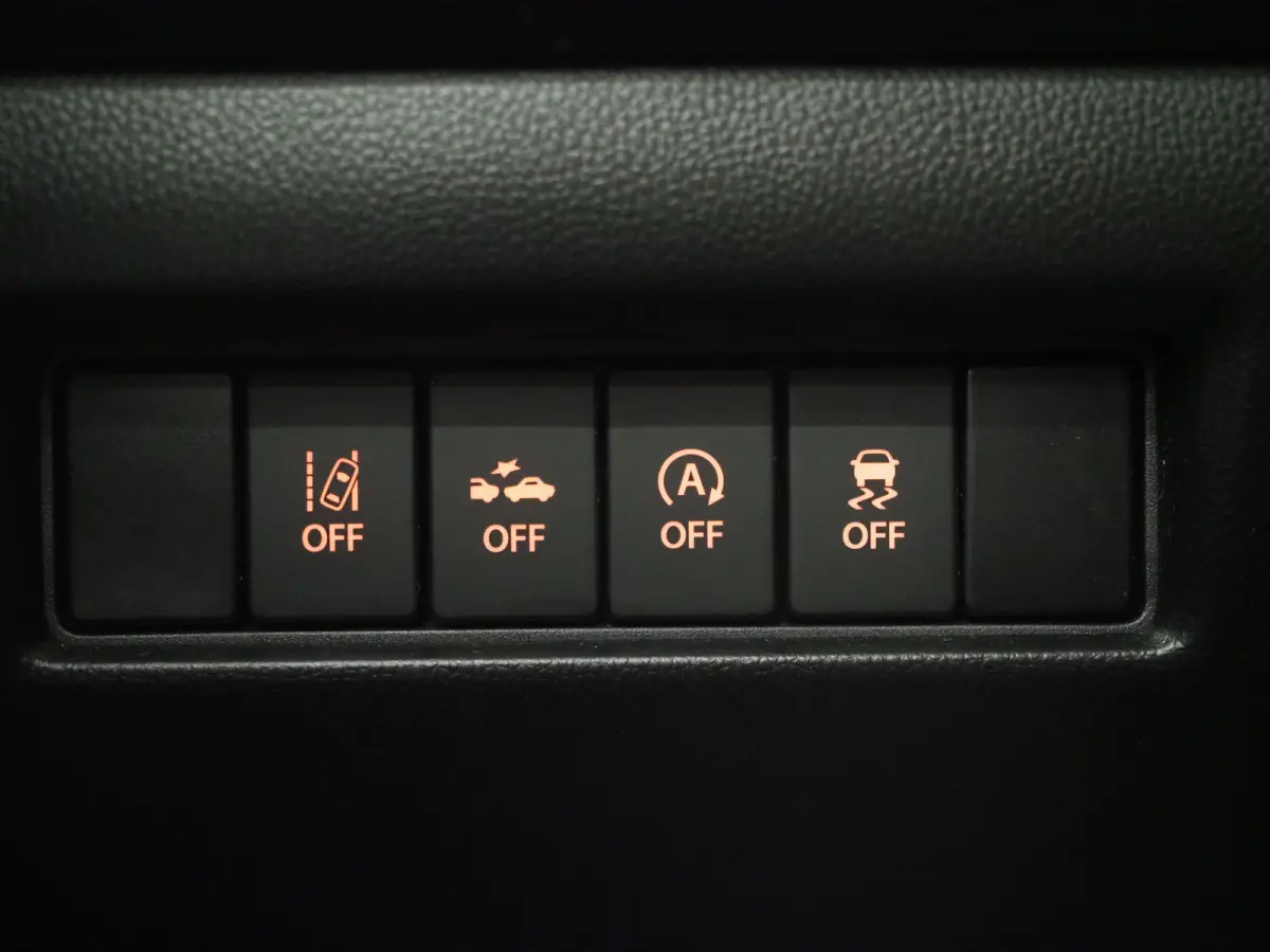 1.0 Style Smart Hybrid | Camera | Stoelverwarming | Keyless | Adaptive Cruise | Climate | LED | Carplay