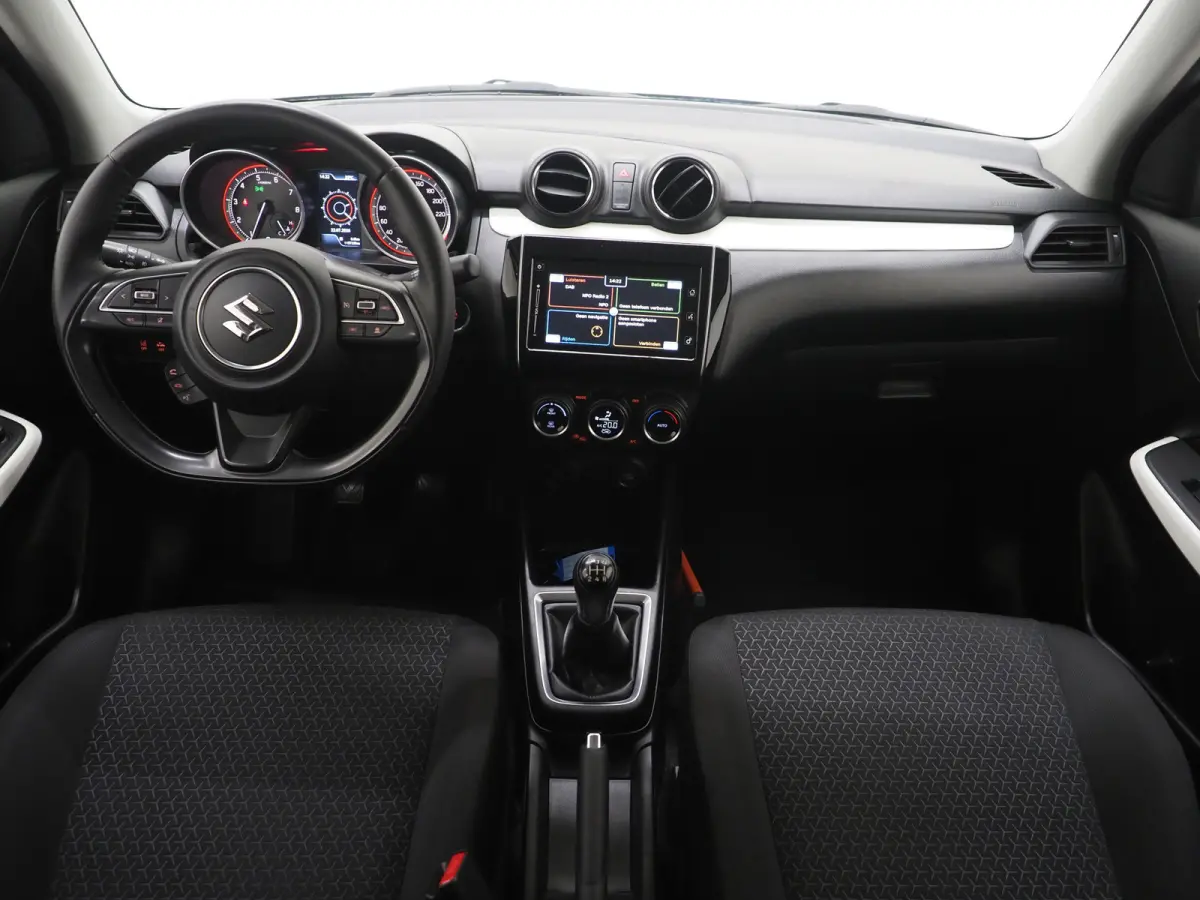 1.0 Style Smart Hybrid | Camera | Stoelverwarming | Keyless | Adaptive Cruise | Climate | LED | Carplay