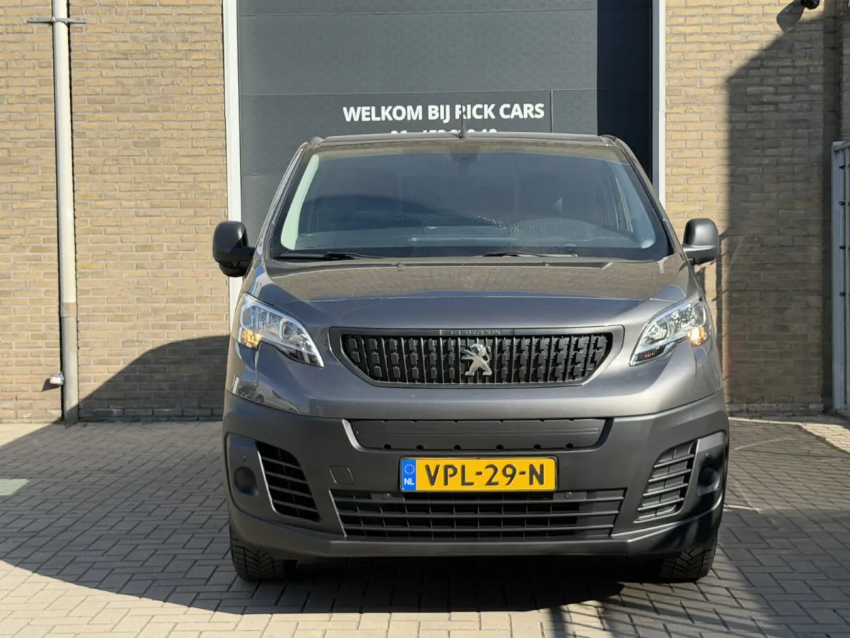 Standard Premium 136 PK 75 kWh CarPlay/Cruise control/achteruitrij camera