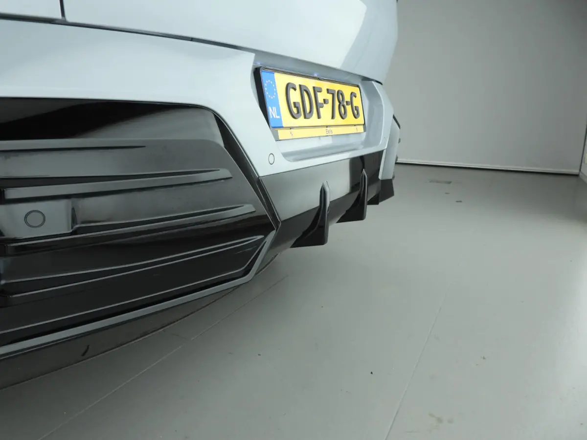 sDrive20i | M-Sportpakket | LED | Navigatie | Sportstoelen | Stoelverwarming | Keyles go | DAB | Alu 19 inch