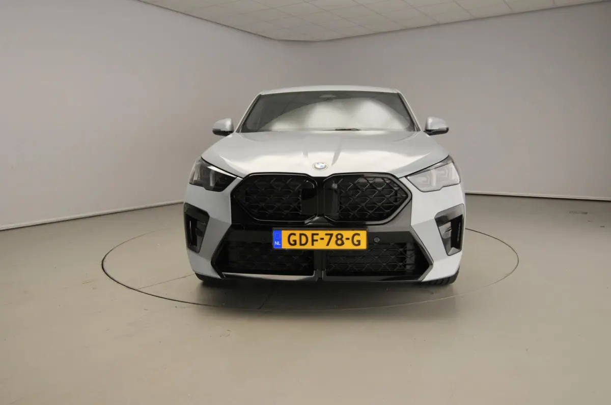 sDrive20i | M-Sportpakket | LED | Navigatie | Sportstoelen | Stoelverwarming | Keyles go | DAB | Alu 19 inch