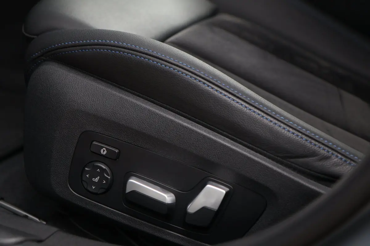 318i M-Sport Maxton 19 Inch Nl Auto Nap elektrische stoelen